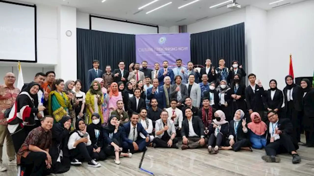 Universitas Islam Internasional Indonesia (UIII) Gelar Cultural Friendraising Night