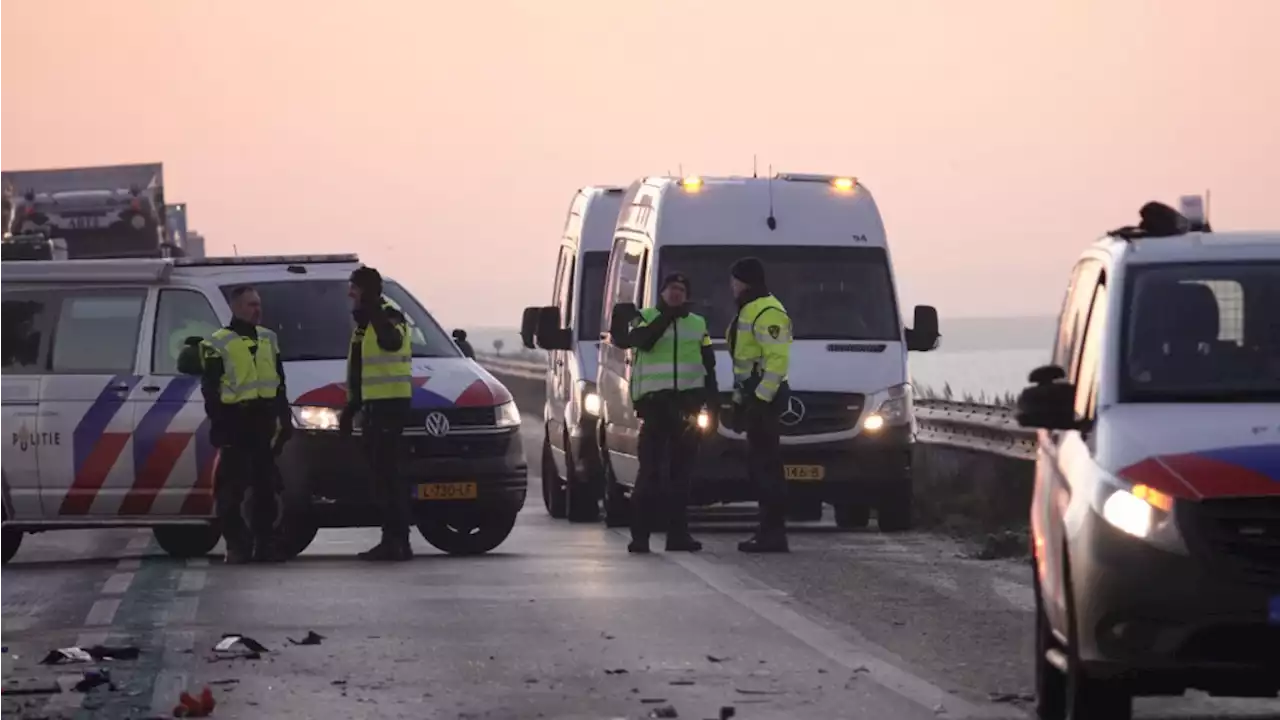 Slachtoffer dodelijk ongeval na botsing op Markerwaarddijk is 30-jarige vrouw uit Hoorn