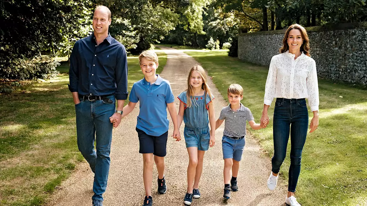 Prince and Princess of Wales release family photo with George, Charlotte and Louis for Christmas card