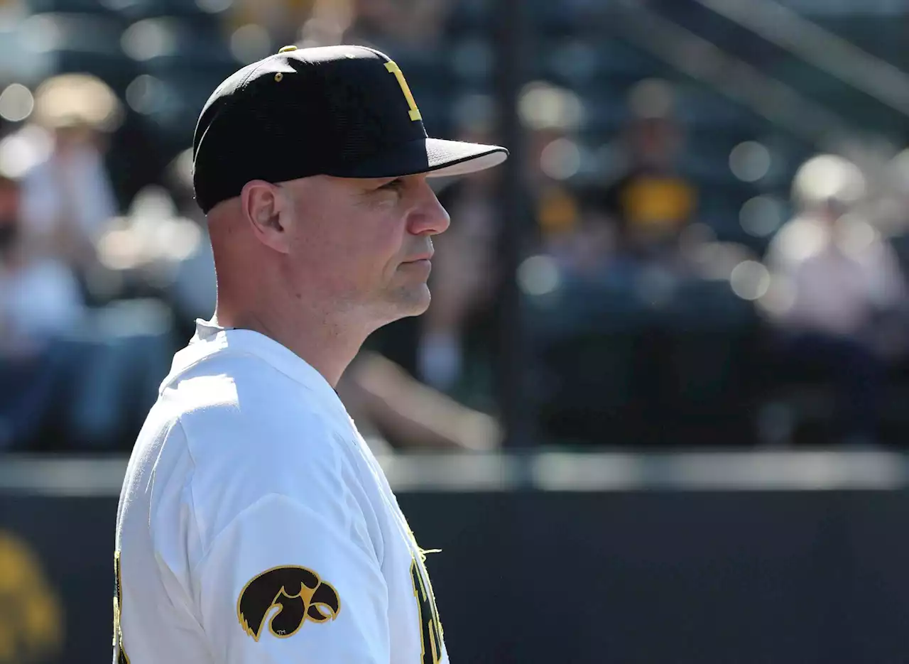 Robin Lund's unusual route from college professor to Tigers pitching coach