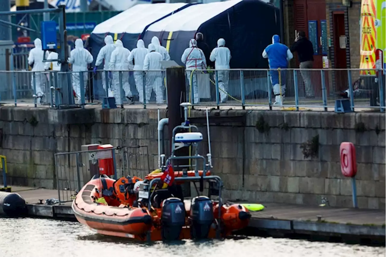 4 confirmed dead as migrant boat capsizes in English Channel