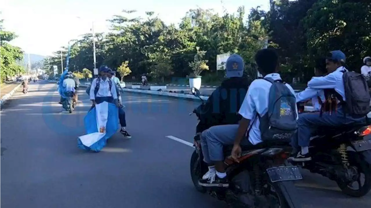 Siswa SMA Negeri 1 Halmahera Selatan Ikut Berbonvoi Kemenangan Argentina Saat Jam Pelajaran - Tribunternate.com