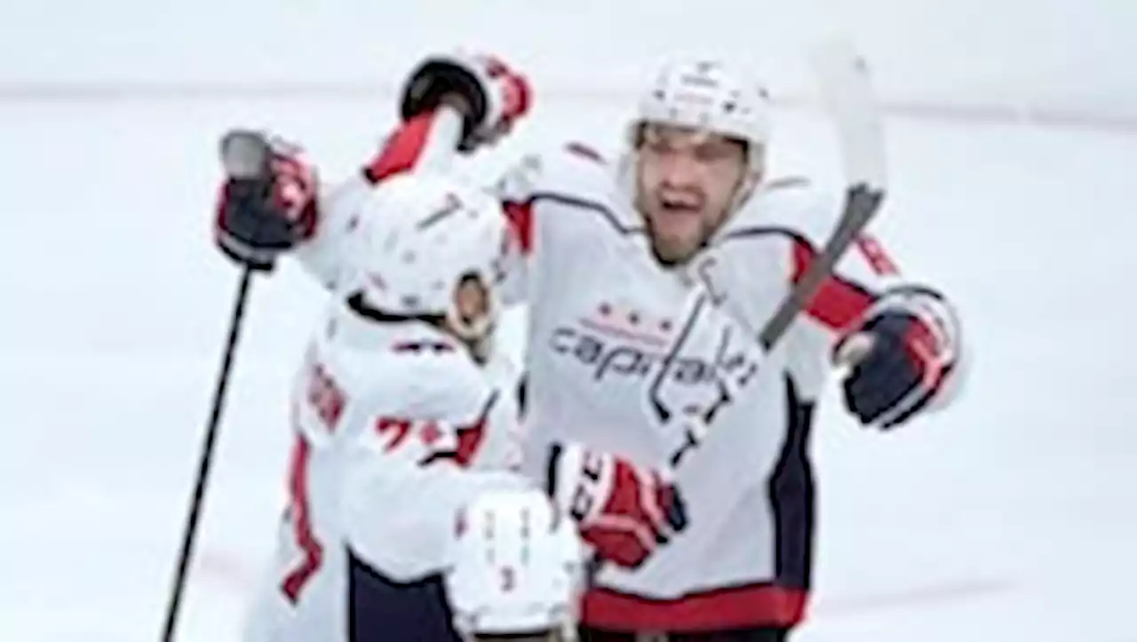 Alex Ovechkin scores 800th NHL goal, stands one behind Gordie Howe