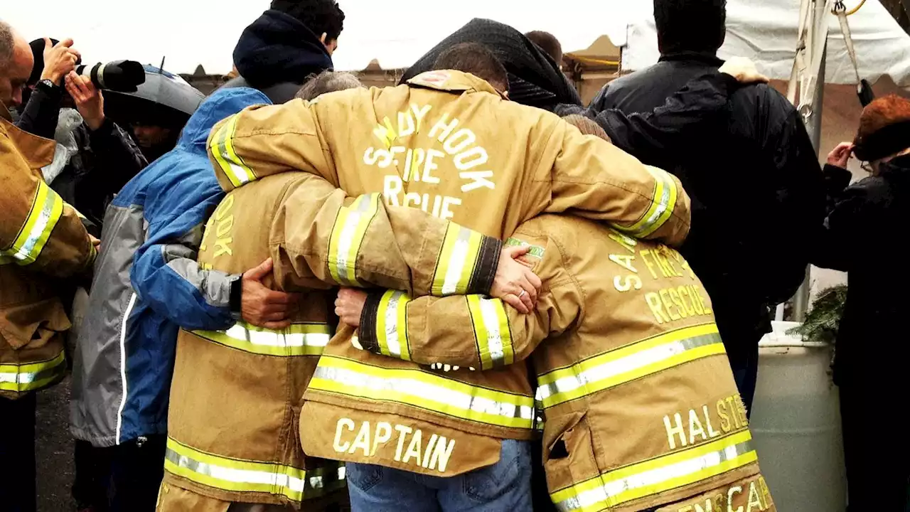 Images from Newtown right after Sandy Hook