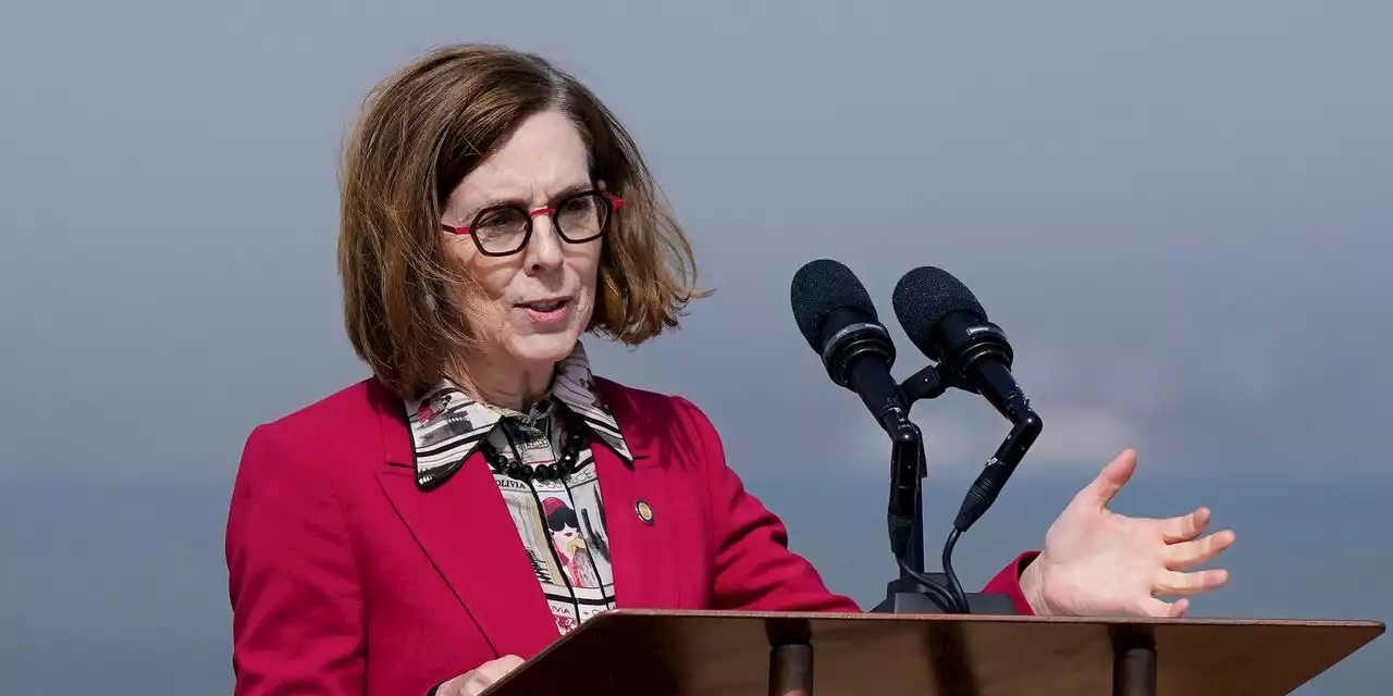 Oregon Governor Commutes Sentences of Inmates on Death Row