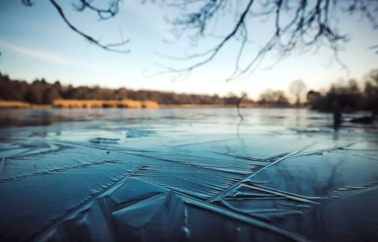 Un quatrième enfant meurt après être tombé dans un lac gelé en Angleterre