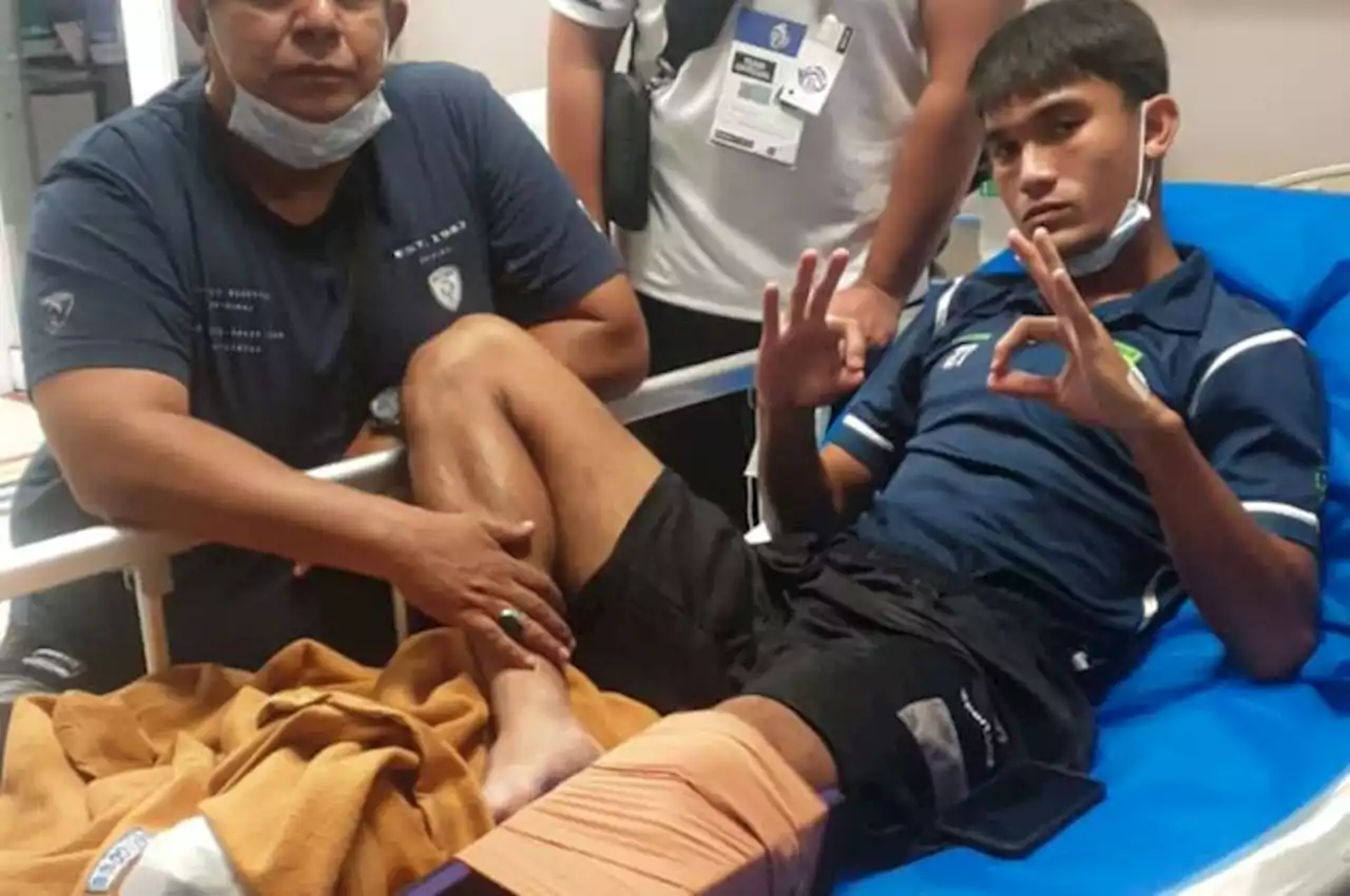 Update Kondisi Terkini Zalnando - Alami Dislokasi Kaki Kiri, Pemain Persib Lanjut Dirawat di Bandung - Semua Halaman - Bolasport.com