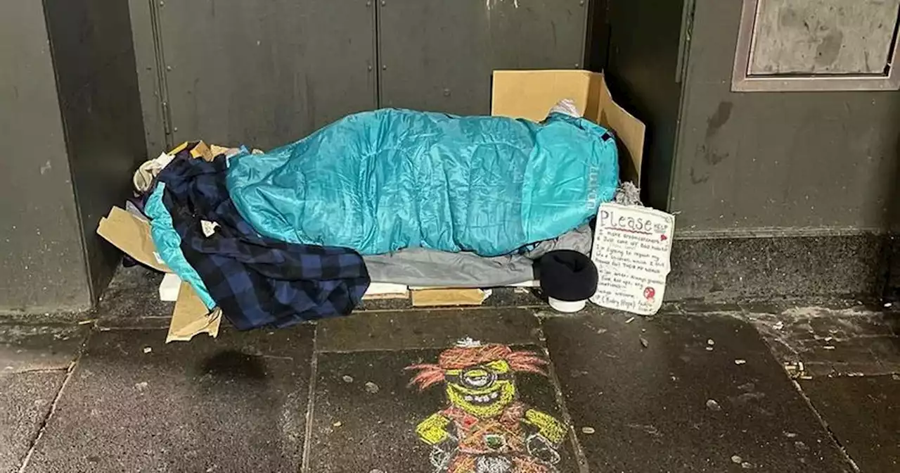 Edinburgh's homeless using carboard boxes to keep warm in 'dangerous' temps