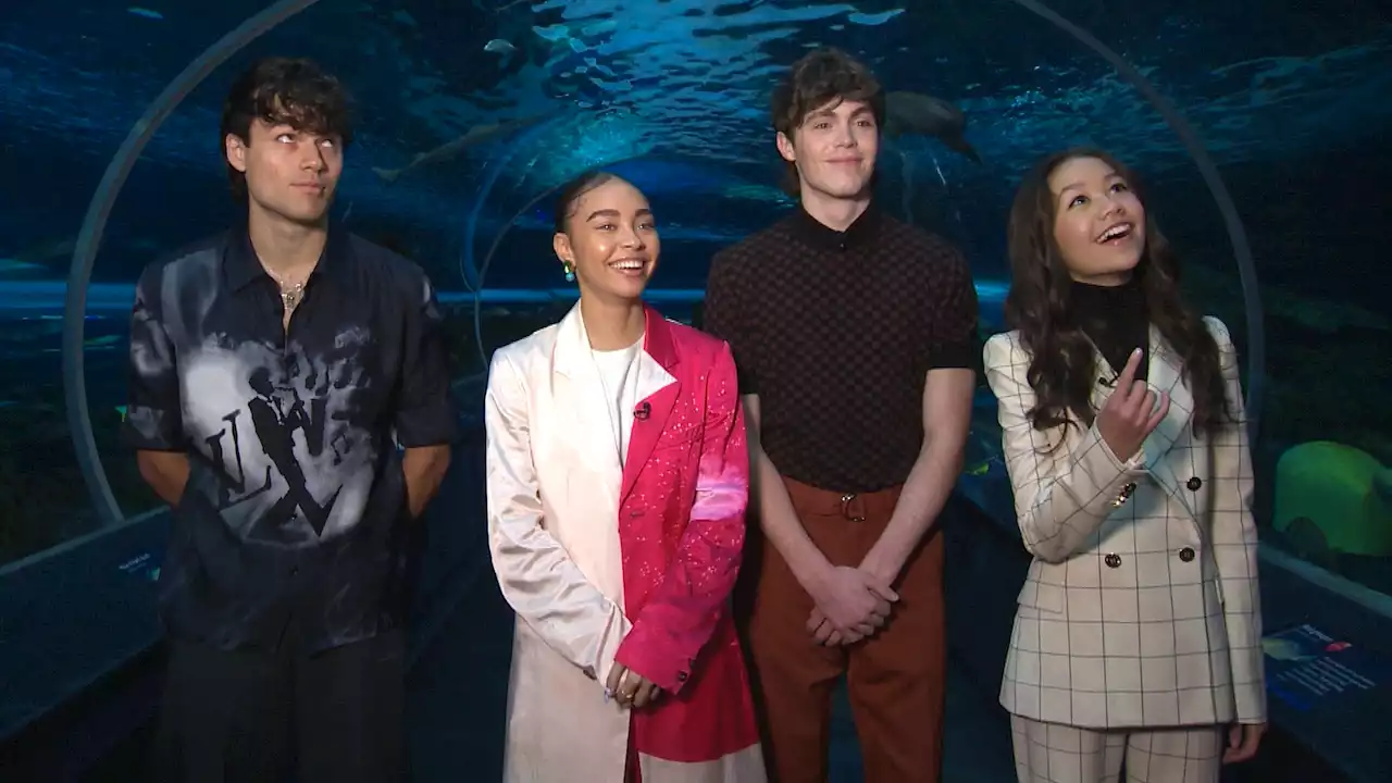 Young Stars Of ‘Avatar: The Way Of Water’ Hit Ripley’s Aquarium In Toronto