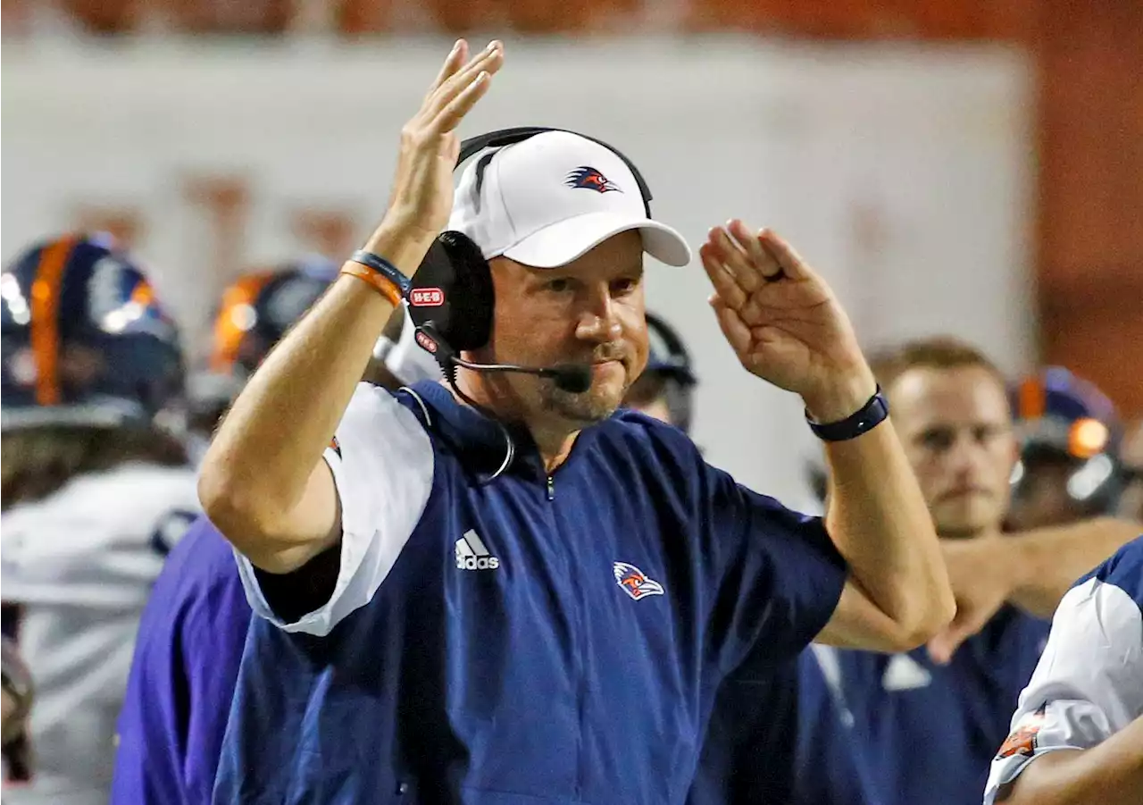 UTSA coaches Jeff, Kurt Traylor reflect on father’s life