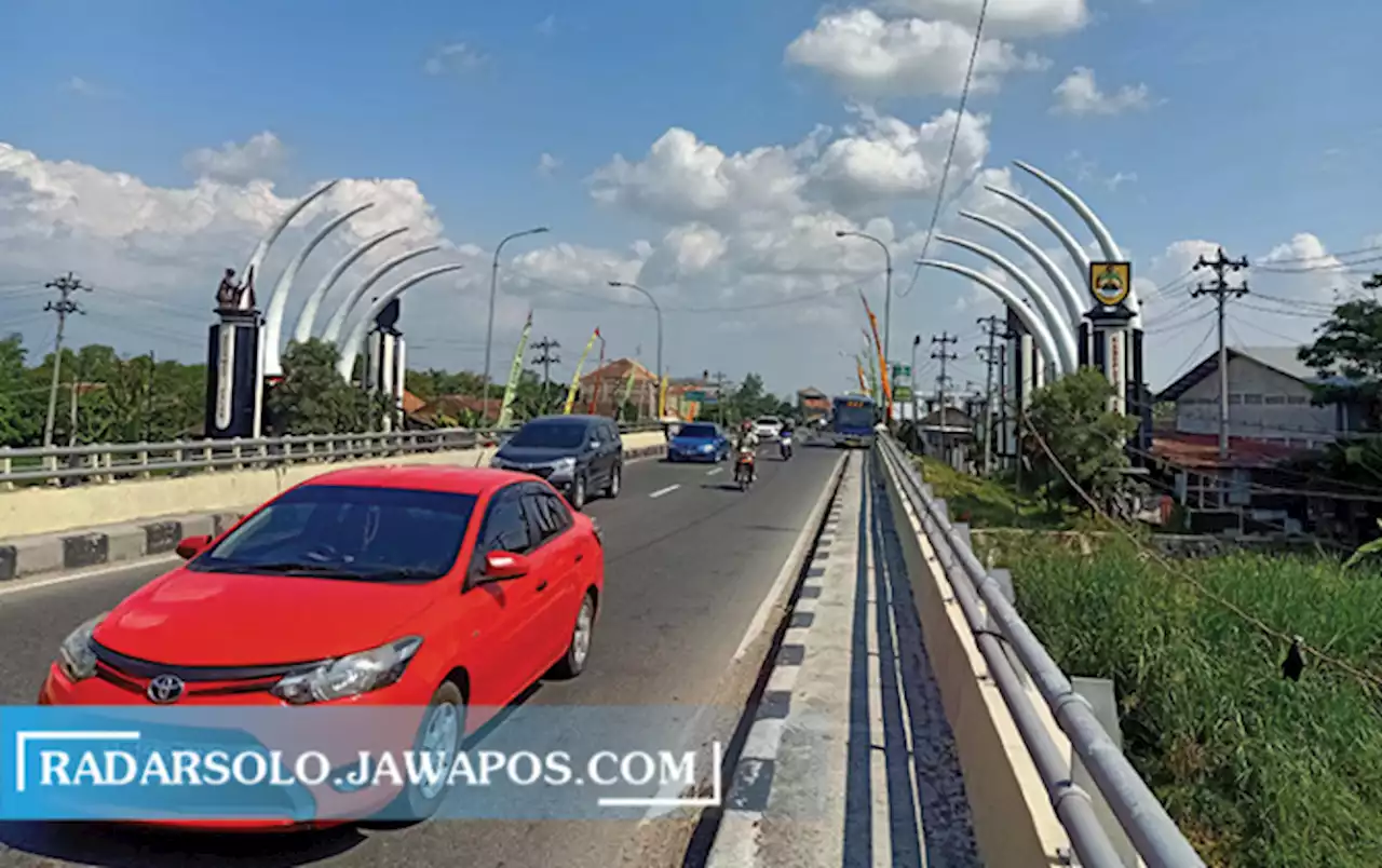 Bikin Banyak Tugu Gading, Pemkab Sragen Dinilai Latah