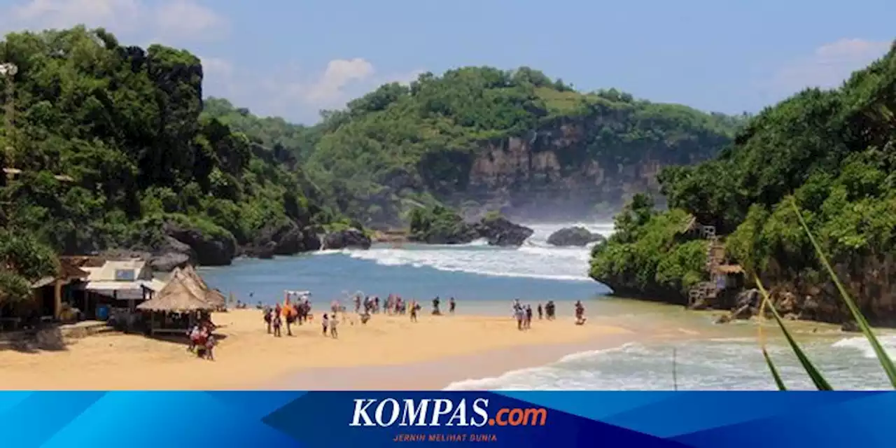 Libur Nataru, Gunungkidul Perbanyak Rambu Larangan Berenang di Pantai