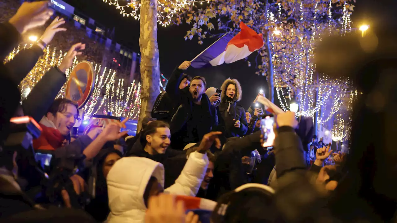 Des scènes de liesse partout en France après la qualification des Bleus