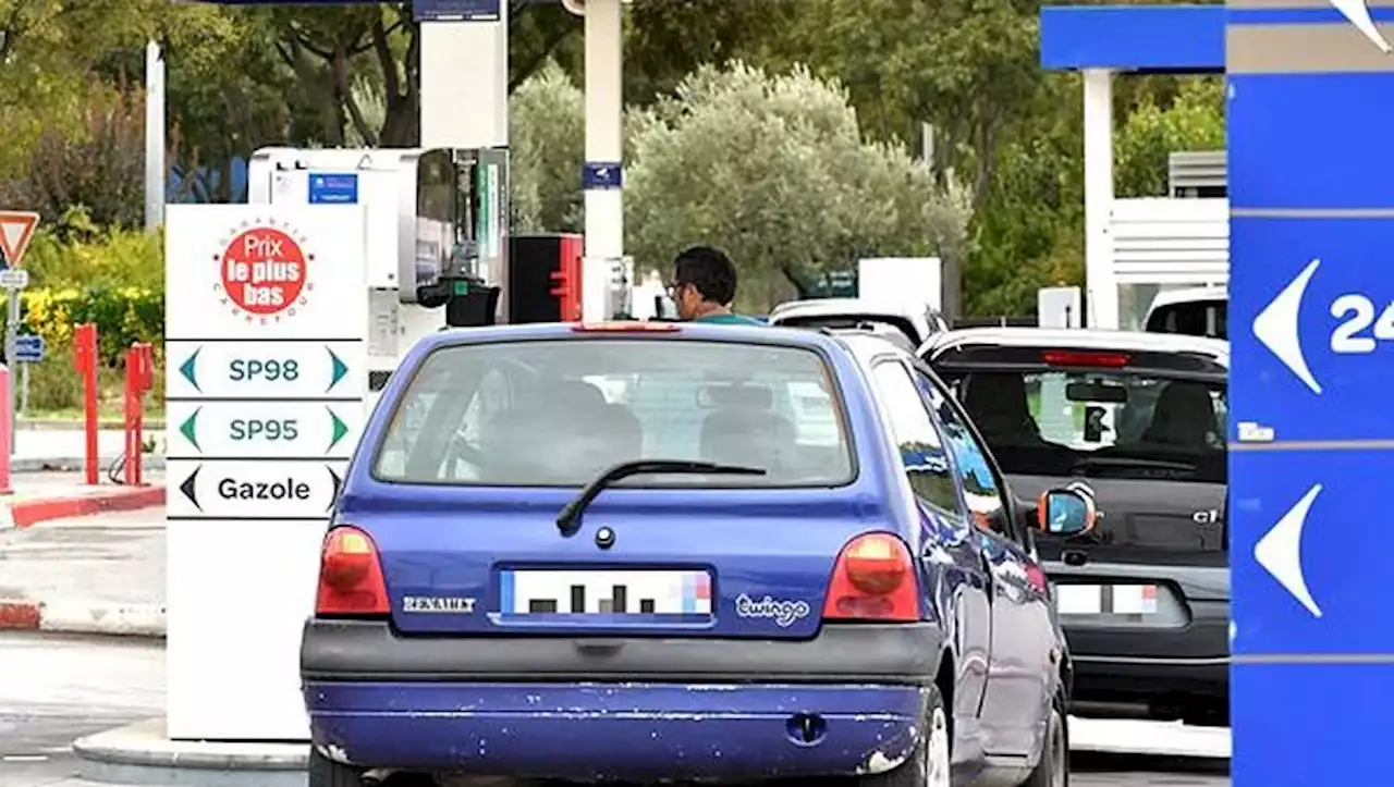 Carburant : pourquoi les prix sont à la baisse et est-ce que ça va durer ?