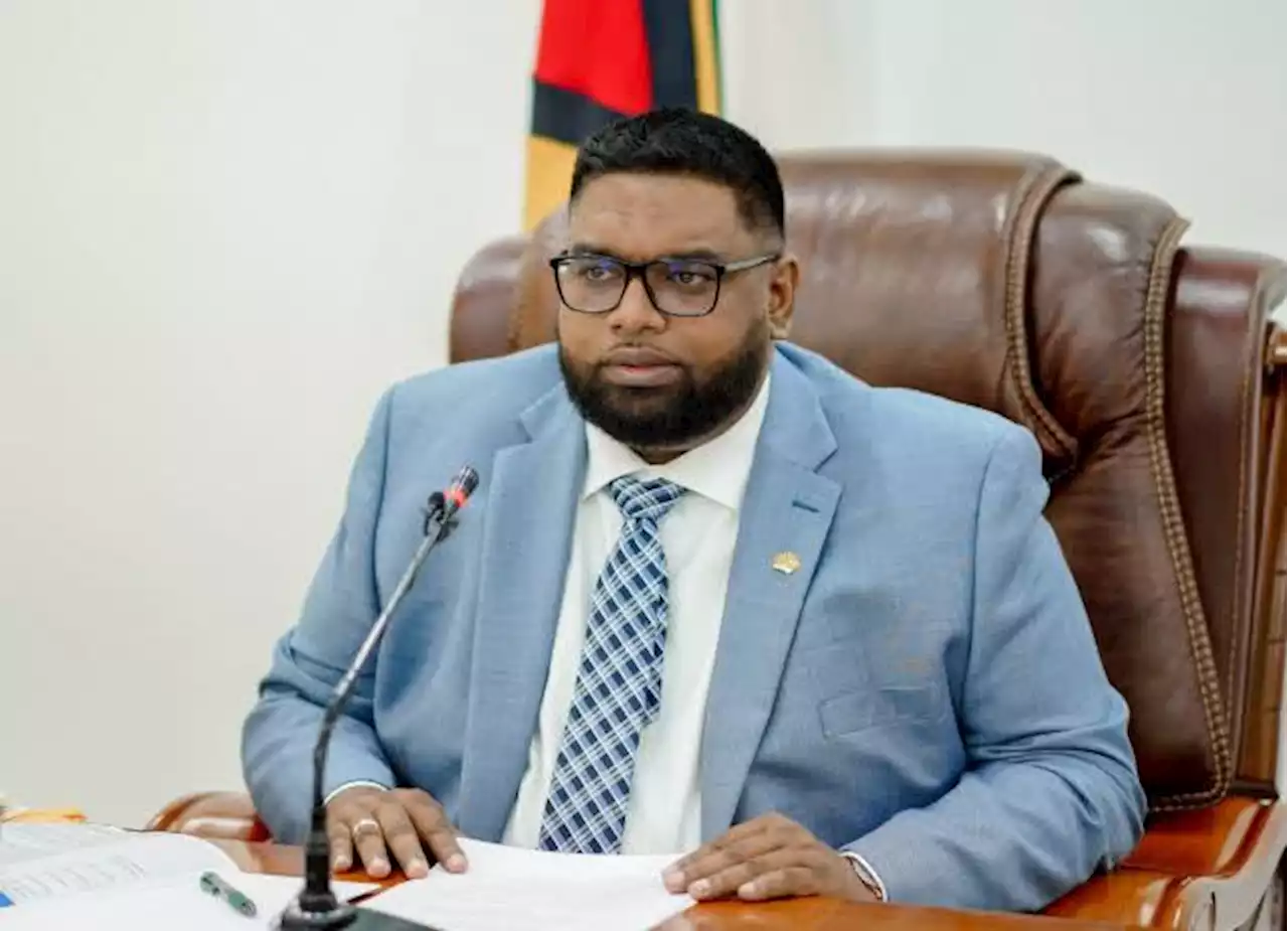 SHOCKER: Nigerian man attempts to kill President of Guyana [PHOTOS]