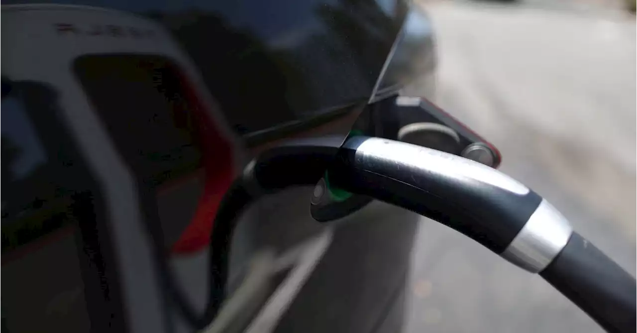 California approves $2.9 bln investment to double car chargers in state