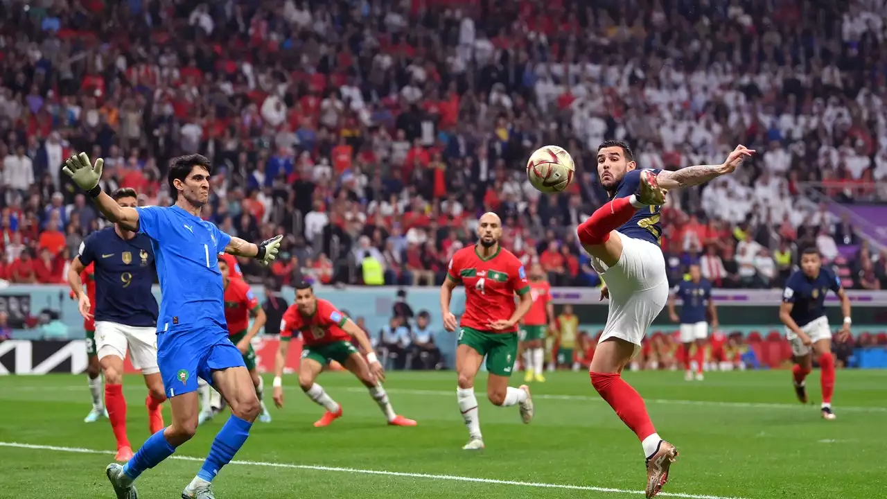 Francia tumba a Marruecos y desafía a la Argentina de Leo Messi