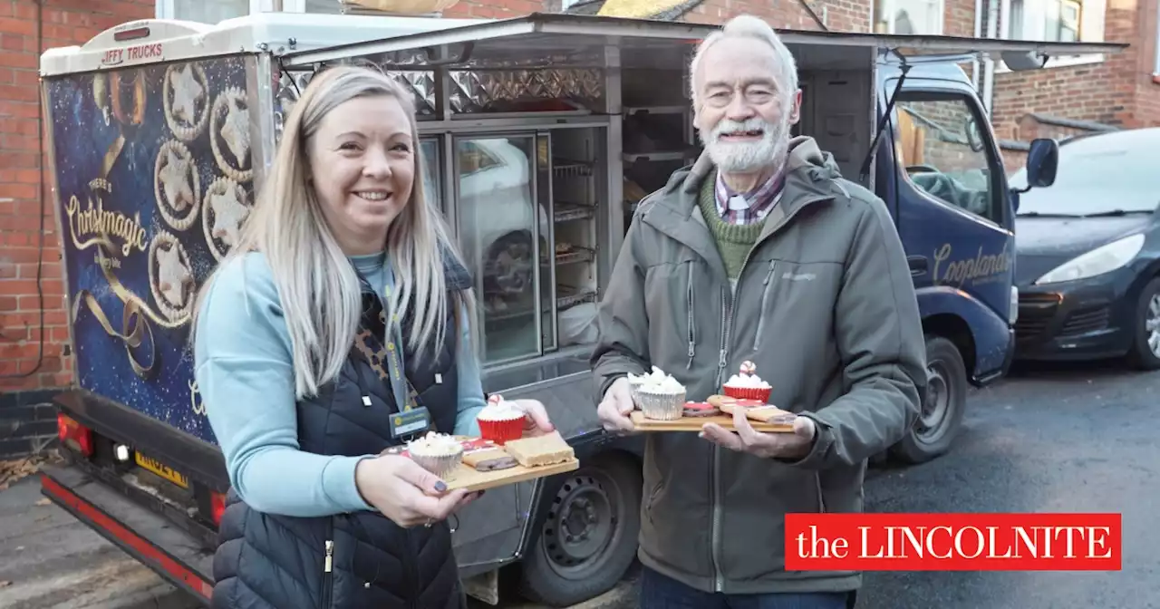 'Christmagic' van delivers free mince pies to Lincoln warm space