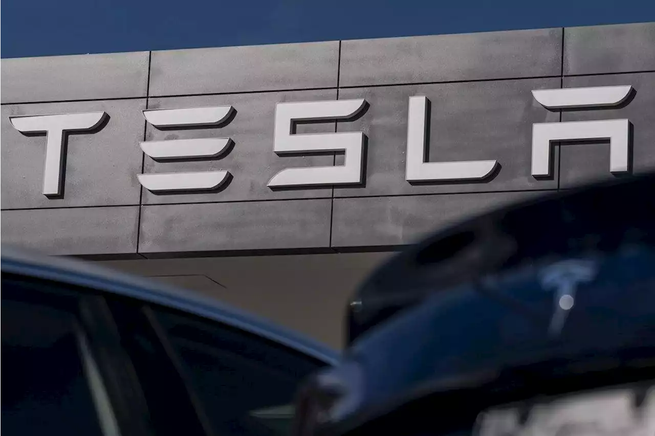 Musk cashes out another 3.6 billion dollars in Tesla stock