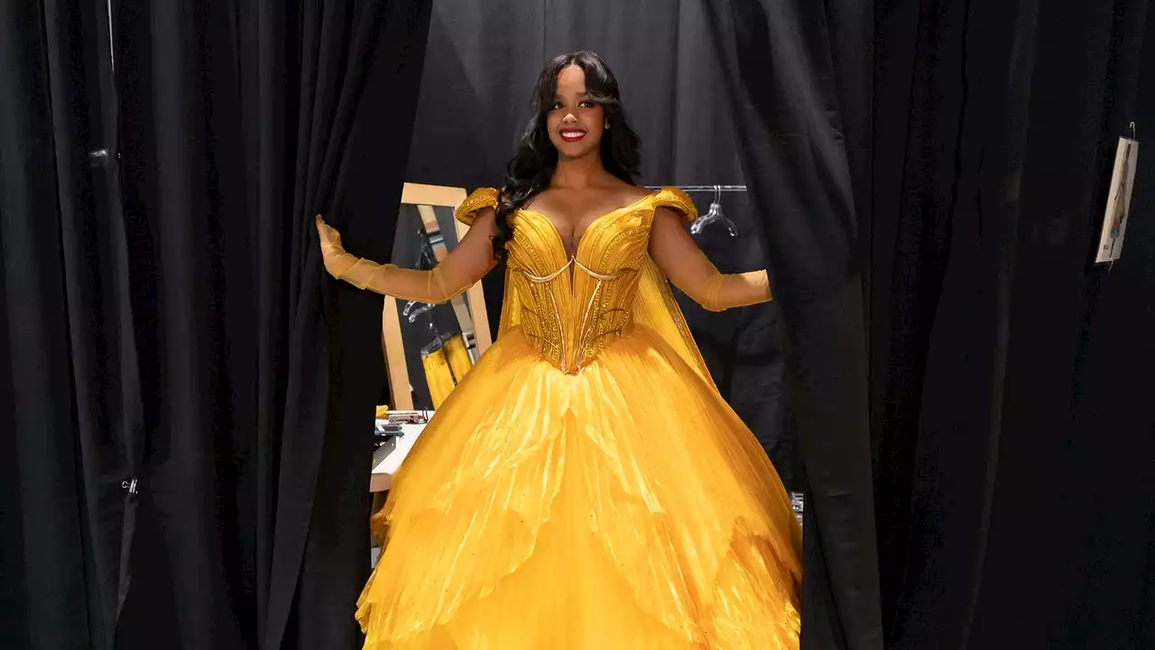 H.E.R. Felt “Poised” and “Proud” When She First Put On Her Yellow Dress for ABC’s ‘Beauty and the Beast: A 30th Celebration’