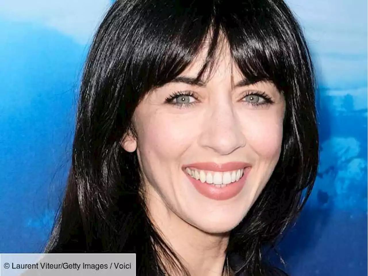 PHOTO Nolwenn Leroy : en manteau flamboyant, elle apparaît électrisante à l'avant première d'Avatar 2 - Voici