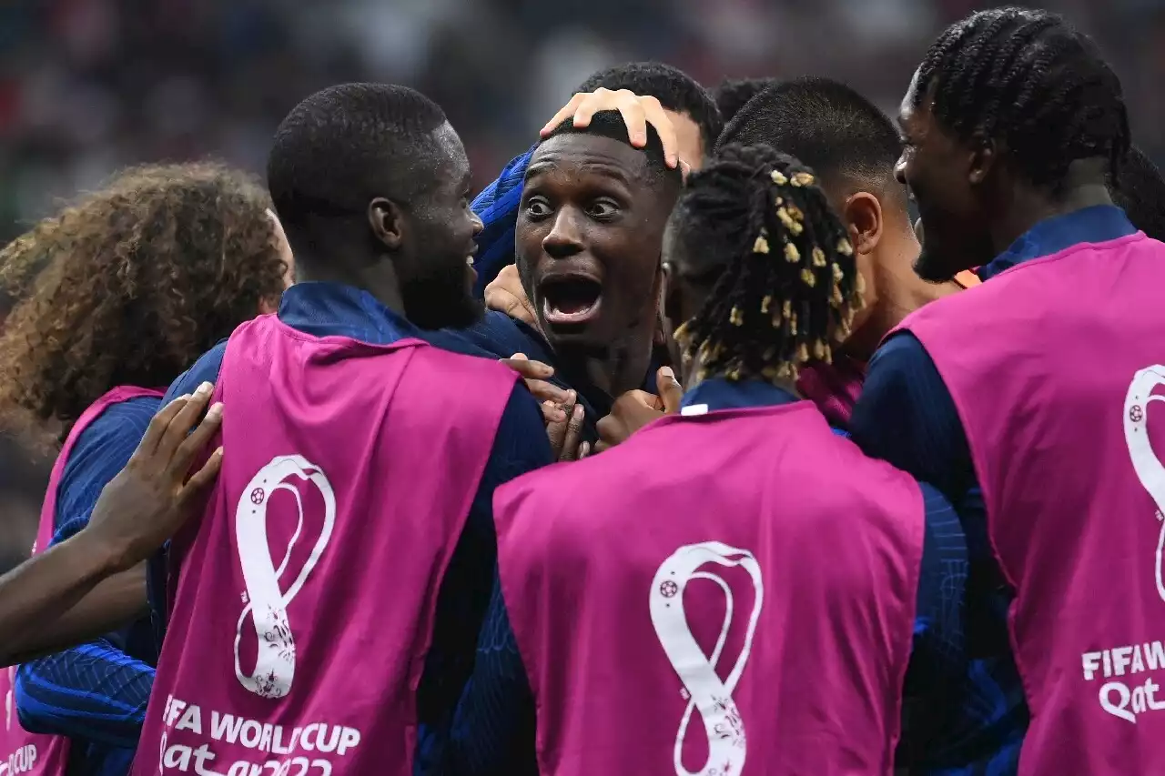 Coupe du monde : les Bleus regoûtent à une finale, mais en tirant la langue