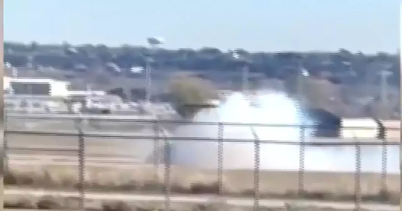 Video Captures Moment Pilot Ejects From Fighter Jet In Texas Crash ...