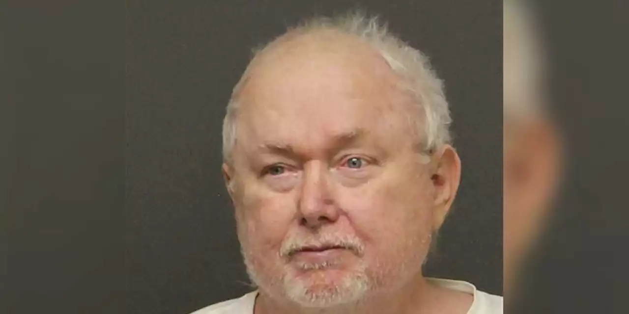 Man shoots roommate in his sleep over broken microwave, authorities say