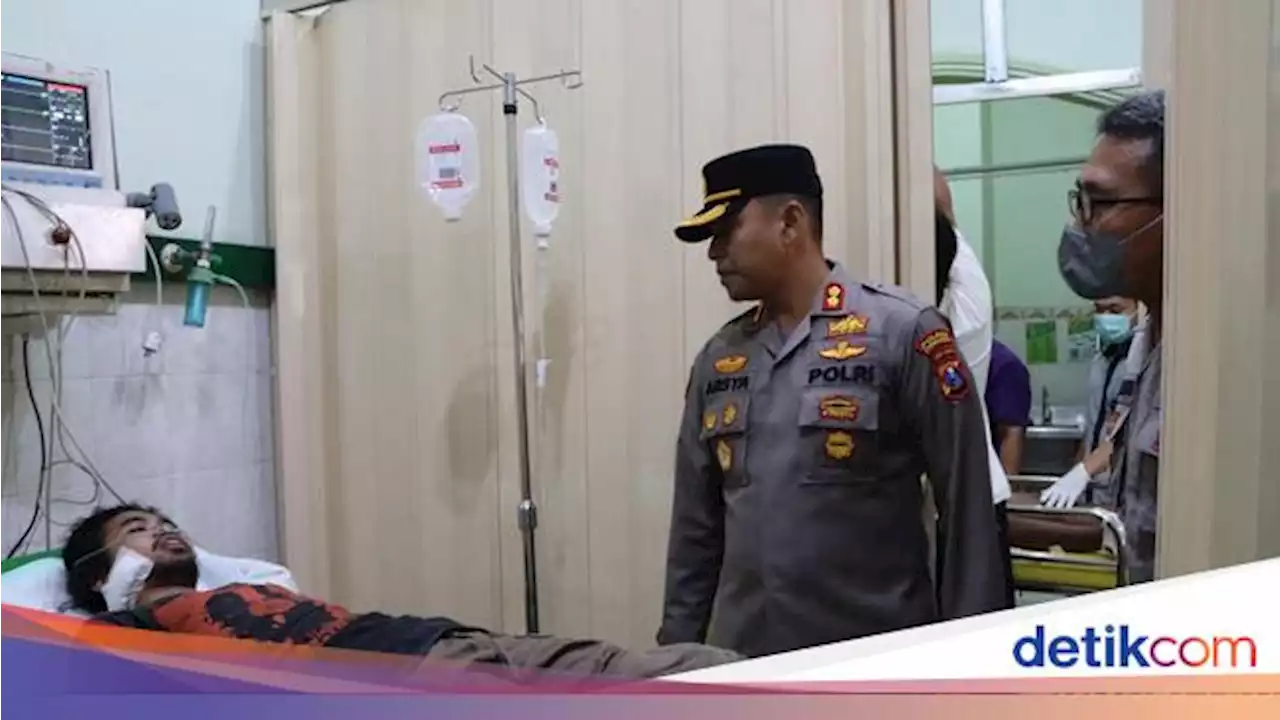 Detik detik Pria di Probolinggo Bacok 2 Warga Lalu Ambruk Ditembak Polisi