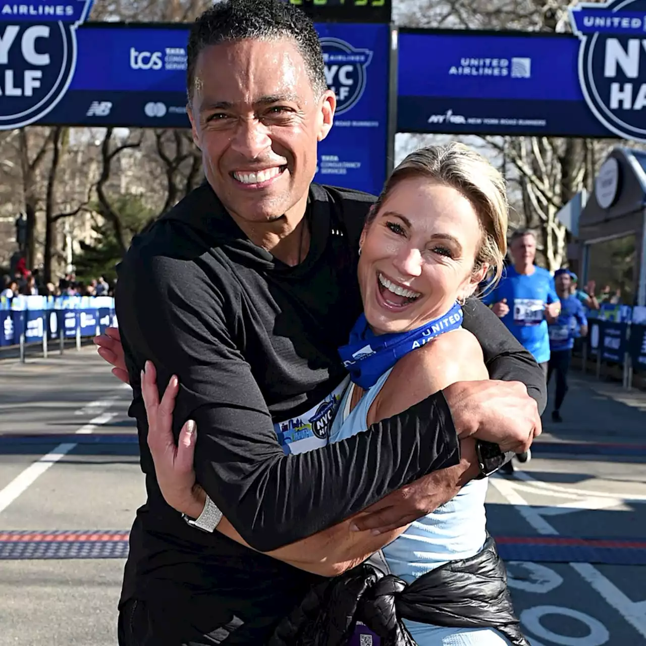GMA3's Amy Robach and T.J. Holmes Show Subtle PDA on New York Outing - E! Online