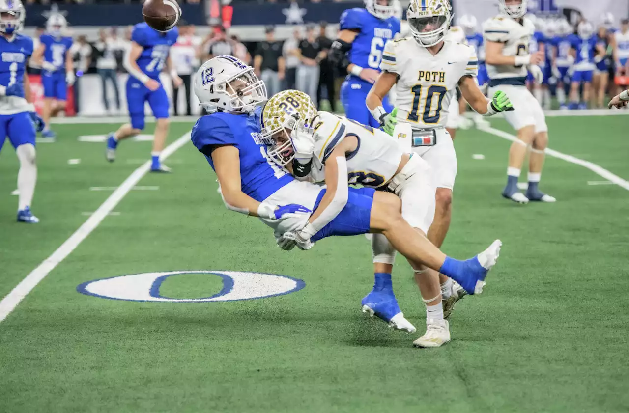 LIVE: Poth football goes for first state championship