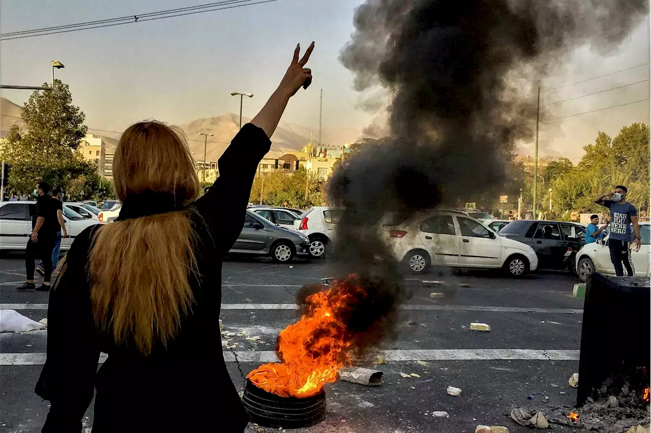 Opinion: Iranian protesters turn to TikTok to get their message past government censors