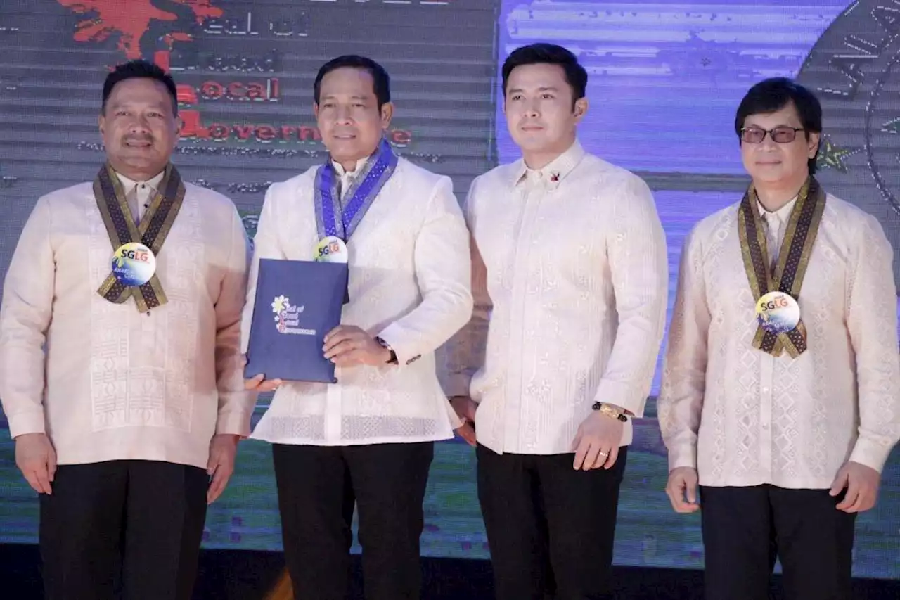 Bulacan receives 6th Seal of Good Local Governance award from DILG