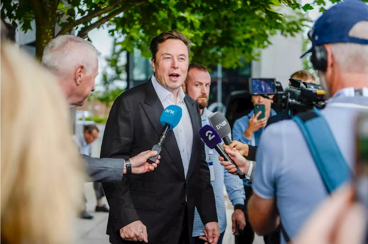 Elon Musk flees call after grilling by journalists: 'Think Elon has left'