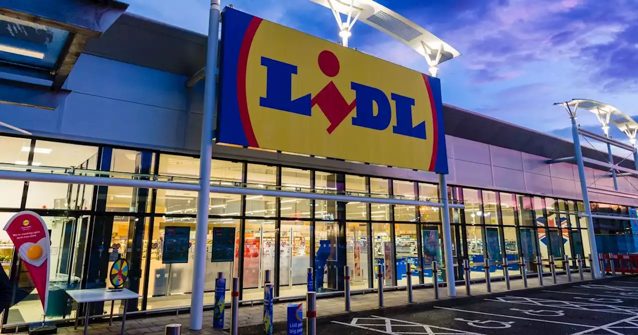 Lidl confirms quietest times to shop ahead of Christmas rush