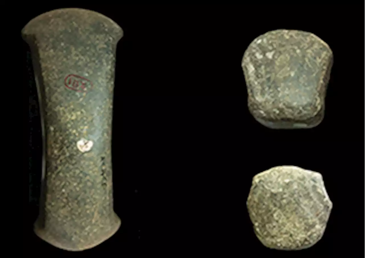 Materials in movement: gold and stone in process in the Upton Lovell G2a burial | Antiquity | Cambridge Core