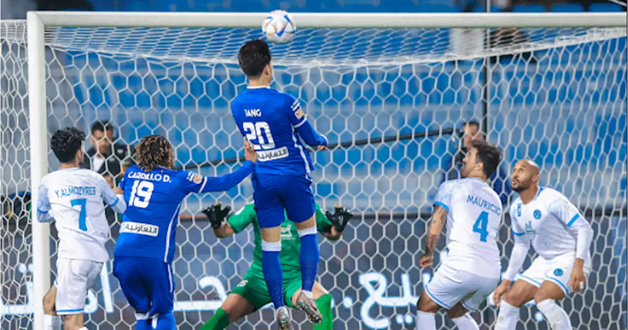 الهلال يُضيِّق الخناق على ثنائي المقدمة بثلاثية الباطن