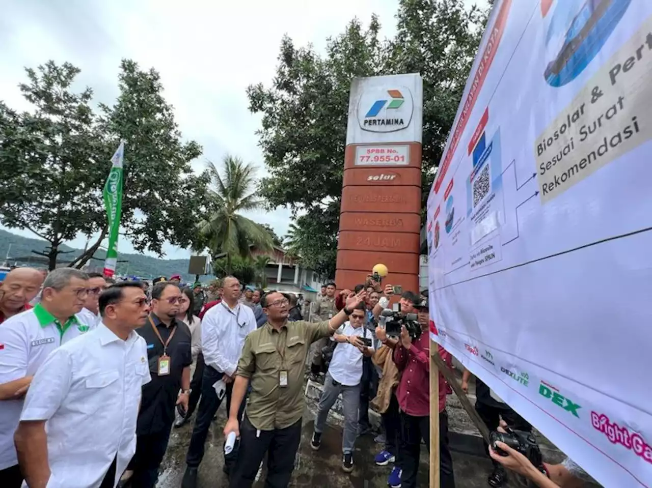 Temui Nelayan di Kota Bitung, Ini Kata Kepala Staf Kepresidenan Moeldoko