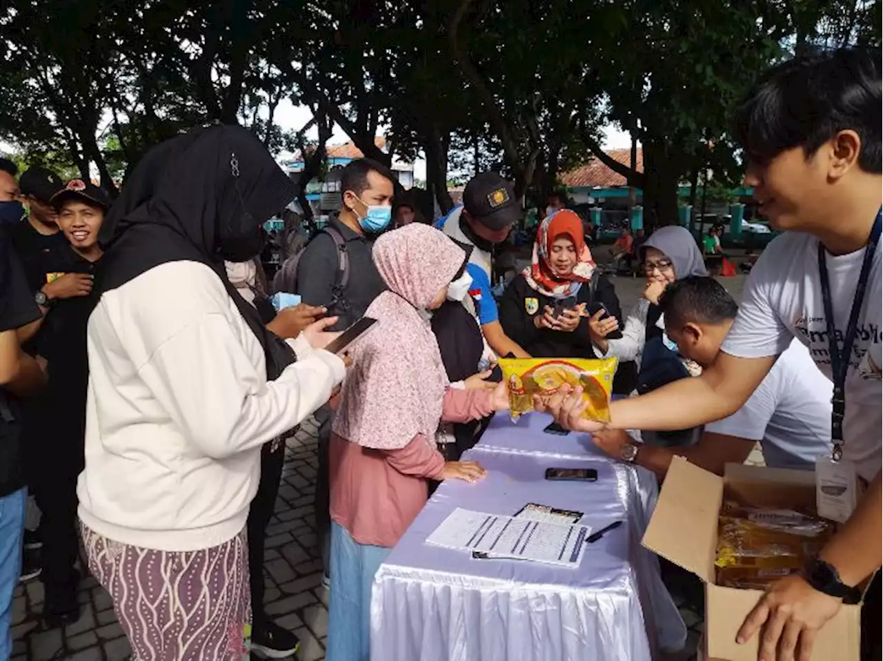 Bank Jateng & BI Sediakan 1.500 Liter Minyak Goreng Seharga Rp1/Liter di Sragen