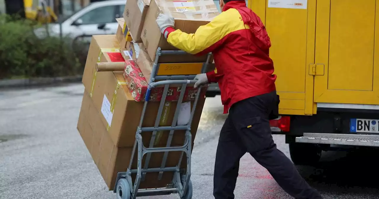 DHL, Hermes, DPD: Fristen für Pakete und Briefe: So kommt die Weihnachtspost rechtzeitig an