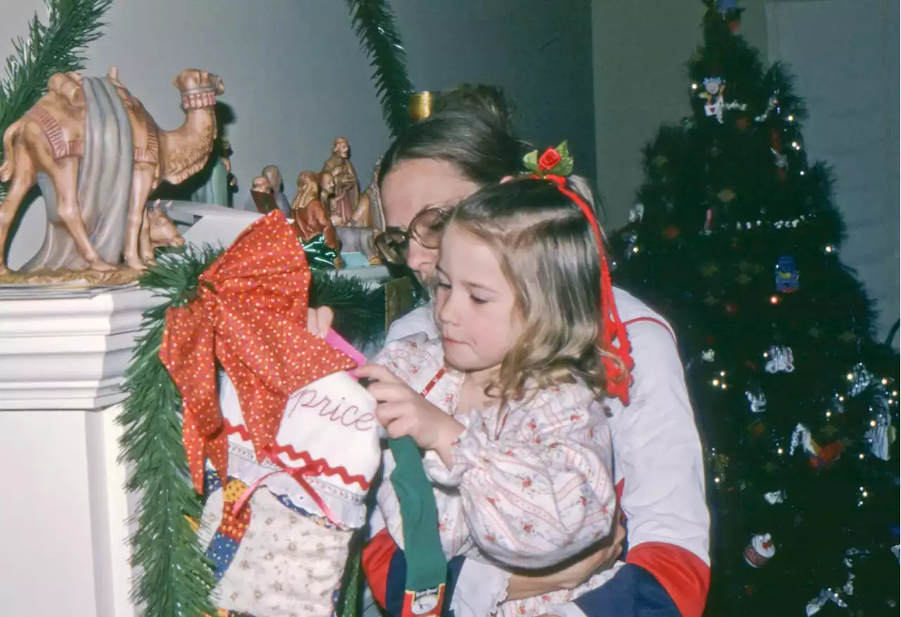 Women are still lumped with the emotional labour of Christmas – How to push back this year