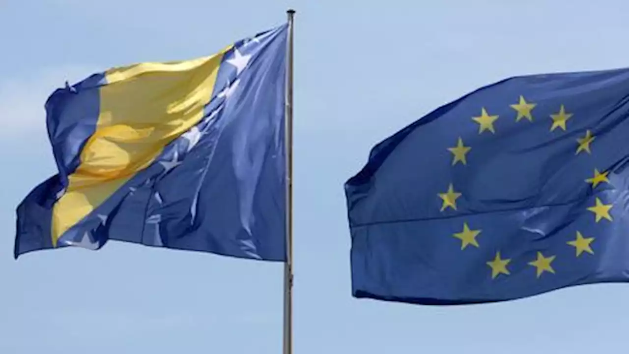 EU leaders grant Bosnia bloc candidate status; Türkiye welcomes decision