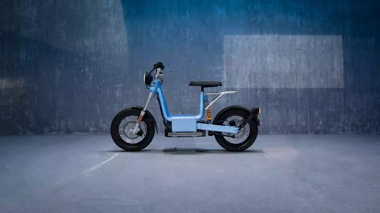 Limited-edition Cake Makka Polestar e-moped shows sky-blue thinking