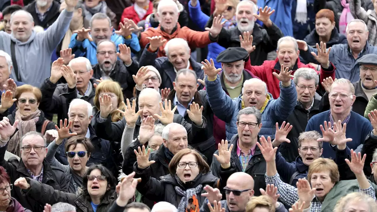 El 63% de los mayores de 55 años ayuda económicamente a su familia o entorno cercano