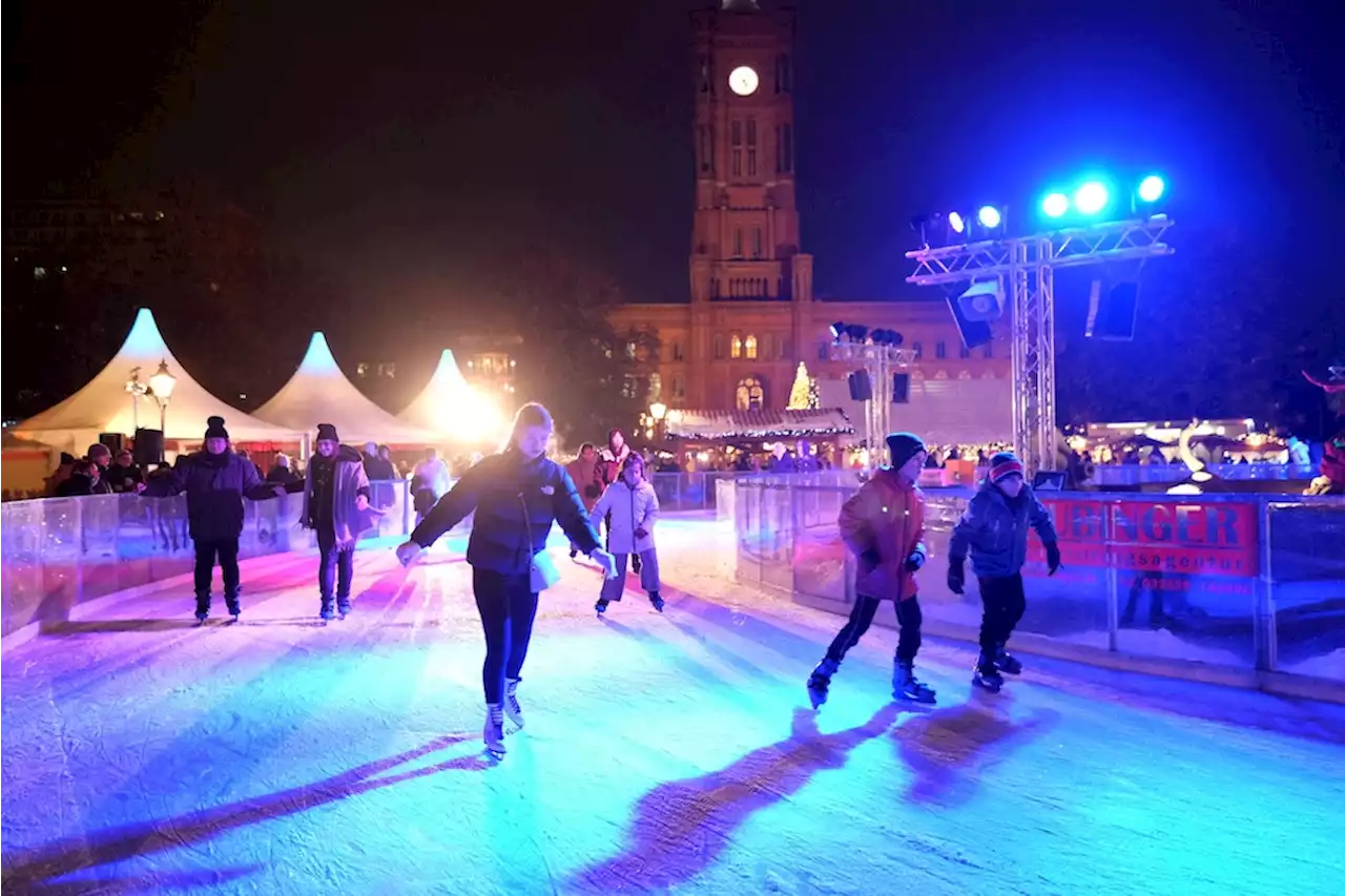 Eisbahnen in Berlin: An die Schlittschuhe, fertig, los