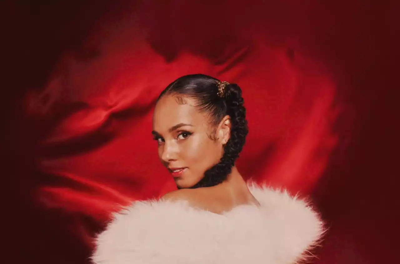 Alicia Keys Set to Host ‘Holiday Masquerade Ball’ on Apple Music