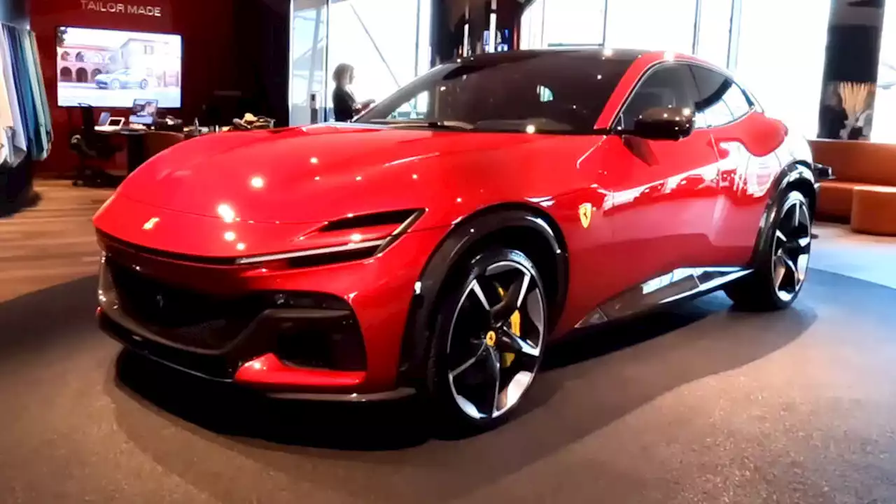 Harry Metcalfe Checks Out The Ferrari Purosangue V12 SUV | Carscoops