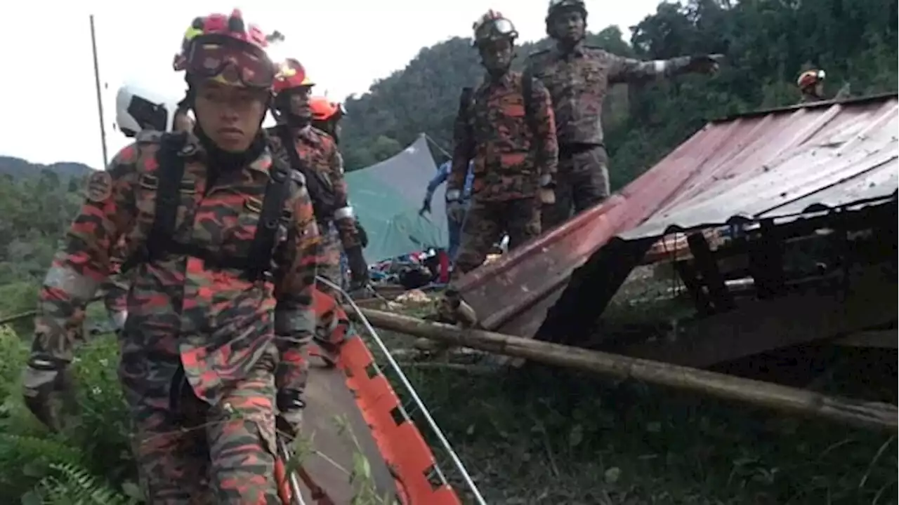 Malaysia landslide death toll hits 24, with 9 still missing | CBC News