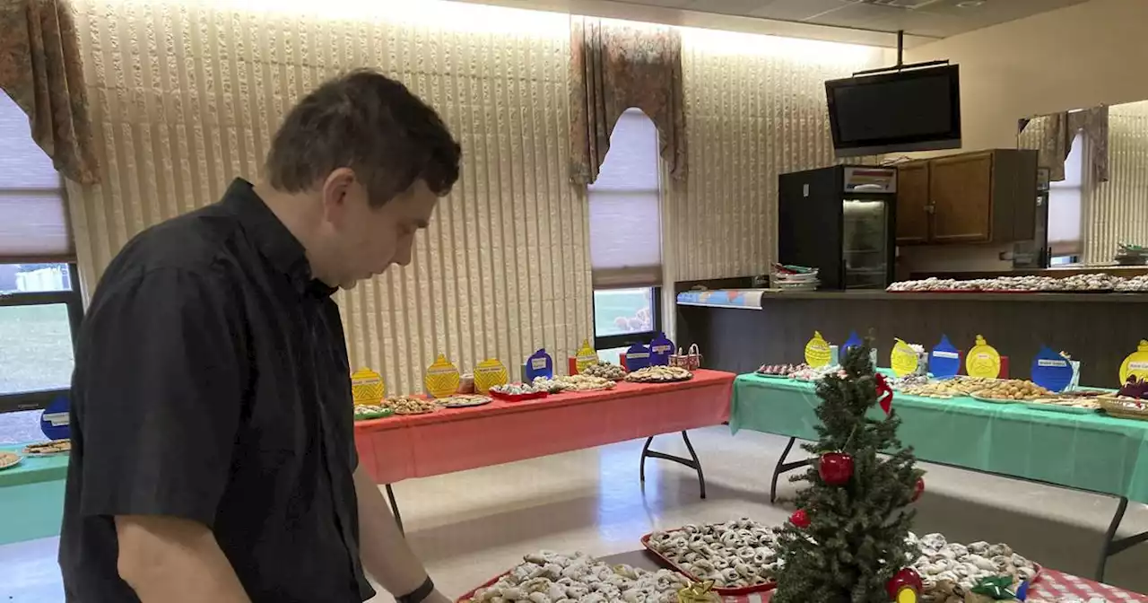 Palos Park Ukrainian church holds annual Christmas sale amid war