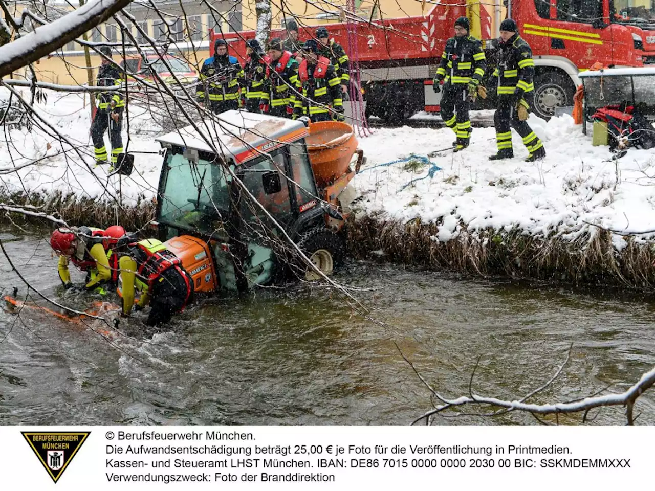 Schneepflug im Schwabinger Bach --- (Cityreport24-Nachrichtenblog)